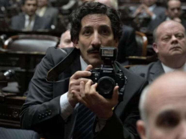 Fotógrafo de la serie de Menen de Amazon Prime