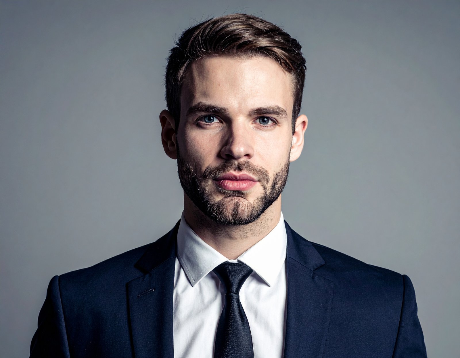 Fotografía Profesional de un hombre para Perfil de LinkedIn