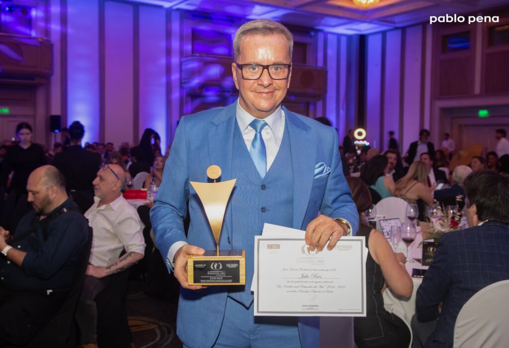 Julio Rios en Hombre del Año