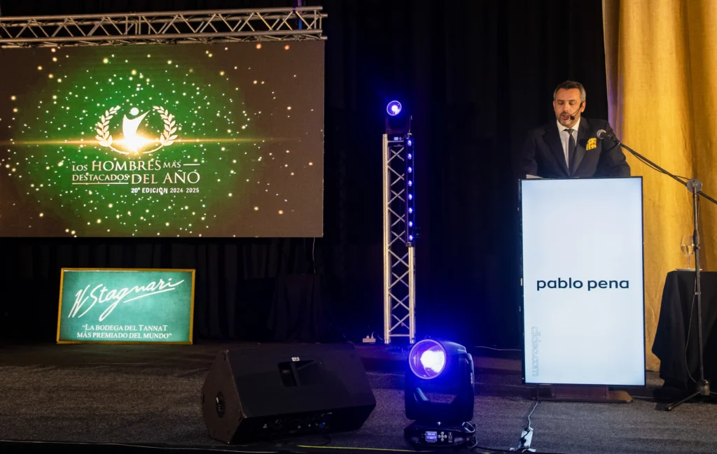 Pablo Pena Producciones y H Stagnari