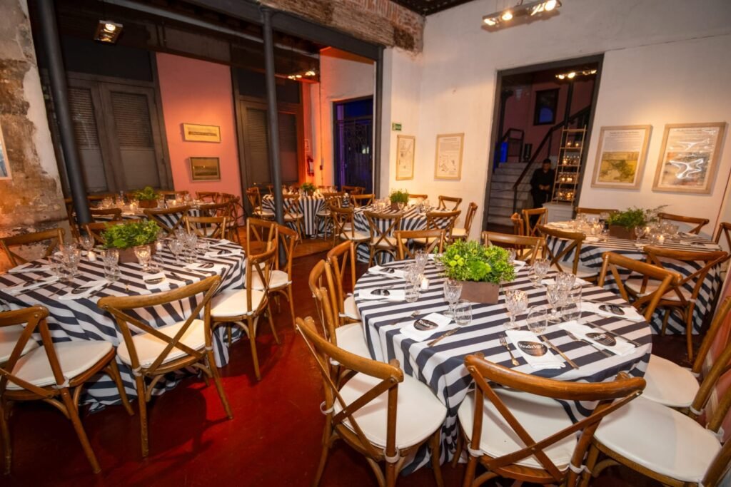 salon paseo del hotel