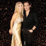 Graciela Alfano y Pablo Pena en una Cabina fotográfica de S.O.S llamado tunel galaxia